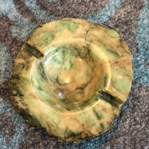 Genuine alabaster ashtray handcrafted in Italy